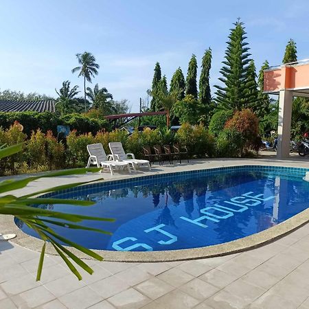 Sj House Hotel Aonang Ban Khlong Haeng Buitenkant foto